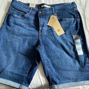 Levi bermuda shorts